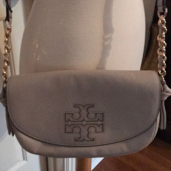 Tory Burch Harper Mini Crossbody Bag - Picture 4 of 11
